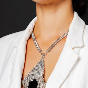 Collar de Cota de Malla con Obsidiana